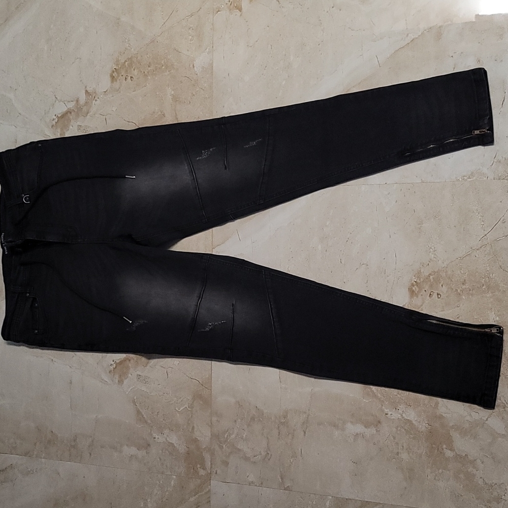 Men's Hyper Denim black jeans.  Size 34. Worn once, great condition.